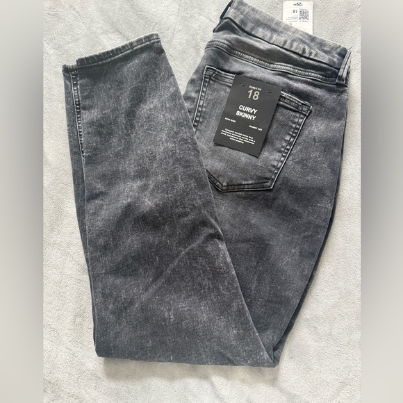 Forever 21 Gray Skinny leg high rise Jeans with Vintage Distressing - Picture 3 of 3